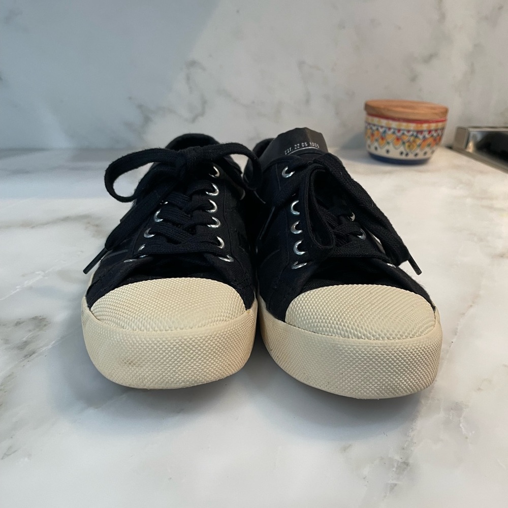 Gola Coaster Sneaker
